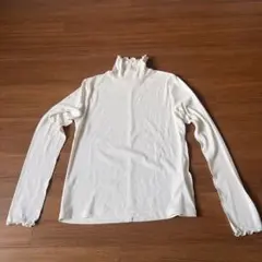 〖GU〗オフホワイト ハイネック シアー長袖トップス