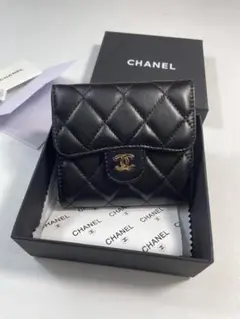 CHANEL ブラック キルティング 三つ折り財布