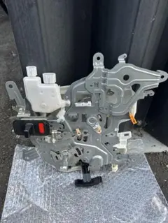 新品未使用】ローレル レパード シルビアなど ドアキャッチ 左右両用
