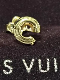 VUITTON LV & ME イニシャル e ピアス(片耳用)のサムネイル