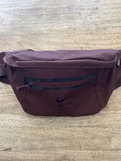 【お値下げ可‼️】Nike ボディバッグ ダークブラウン