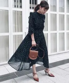 アメリ　星柄ロングワンピース　フリル　シフォン　ブラック　フリーサイズ