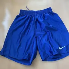 Nike 青 ハーフパンツ　150