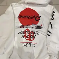 リバティウォーク LIBERY WALK パーカー L