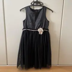 ブラックフォーマルドレス フラワーアクセント（パニエ付）