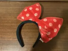 【週末値下げ】ディズニーランド　ミニーマウス リボンカチューシャ　赤水玉