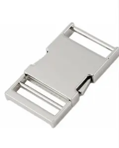 FUSSED メタル製バックル２個　内幅2.5cm