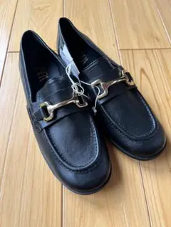 ZARA ビットローファー ブラック 37 （24.0）新品のサムネイル