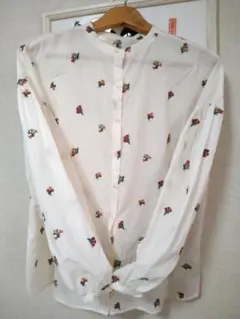 Niko and… ニコアンド ブラウス シャツ 花柄 刺繍 Ｍ