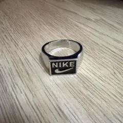 ポーカーズ あつむ着用 Swoosh NIKE ロゴ 古着 シルバーリング - メルカリ