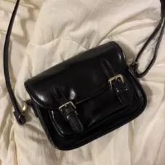 レザー風　ショルダーバッグ　黒