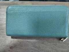☆本革・長財布☆ギャルソンタイプ・スキミング加工・ピスタチオカラー