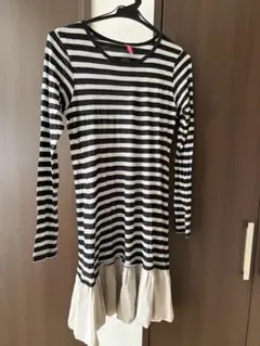 ボーダー柄 長袖カットソー バックリボン 裾フリル