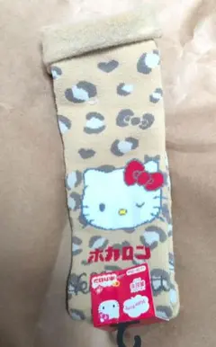 【新品】ホカロン サンリオ ハローキティ ヒョウ柄 ソックス 23〜25cm