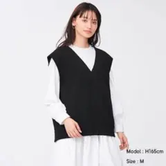 GU 黒 ダブルフェイス Ｖネックベスト ノースリーブ トップス