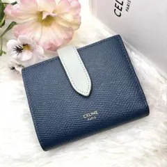 2025年最新】celine 財布 二つ折りの人気アイテム - メルカリ