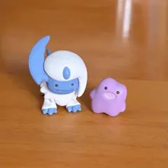 へんしんメタモン アブソル ガチャガチャ