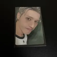 ATEEZ ウヨン トレカ 8ROOM 特典トレカ