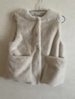 ZARA ファー ベスト 9-10歳用