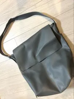 ショルダーバッグのサムネイル