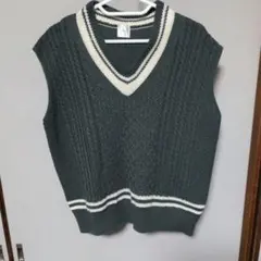NOA ダークグリーン ニットベスト Vネック