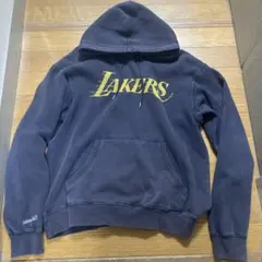 レイカーズ パーカー