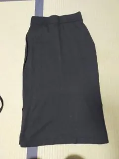 新品未使用。ニットスカート