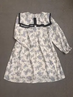 花柄　長袖ワンピース　120