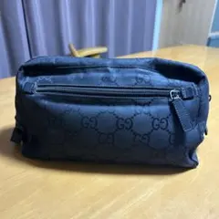 Gucci 黒 ナイロン セカンドバッグ　GGパターン