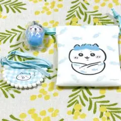 ちいかわbaby ハチワレ トレーディングミニ巾着 トレーディングよだれかけ