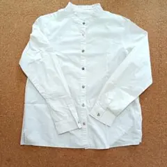 フリル襟 ホワイトシャツ 長袖 パークス　くるみボタン