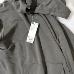 GU スウェットパーカ ダークグリーン Mサイズ 新品