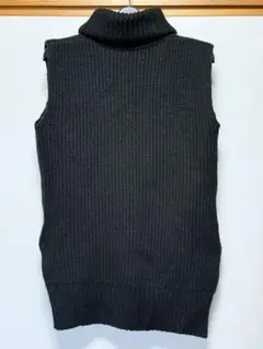 タートルネック ノースリーブ ニット セーター 黒