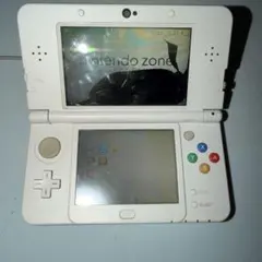Newニンテンドー3DS ホワイト 本体