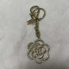 フォリフォリ　花形キーホルダー 金色のサムネイル