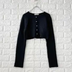 ココディール/2/黒/リブニットショートカーディガン/パールボタン/長袖/秋冬のサムネイル