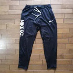NIKE F.C. エッセンシャル パンツ　XLサイズ