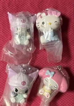 サンリオキャラクターズ　マスコットチャーム　4個セット