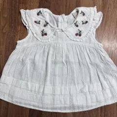 プティマイン　いちご刺繍付きフリル袖ブラウス　100