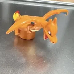 ポケモン　リザードン　フィギュア