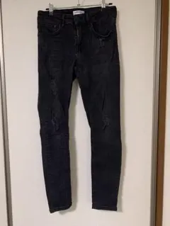 ZARA ダメージスキニージーンズ　ブラック