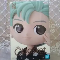 TiNy TAN フィギュア　BTS