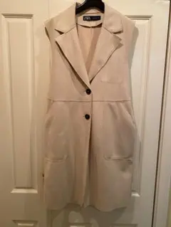 ZARA スエード調　ライトベージュ　S　ベスト　ジレ