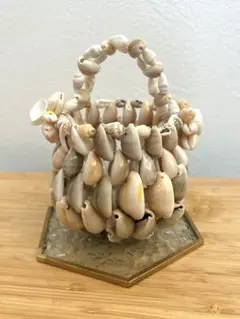 Item thumbnail for item 37df768b-ea4d-4819-8468-0e816a308a36