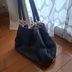 【値下げ交渉OK】COACH コーチ レディース ショルダーバッグ 紺のサムネイル