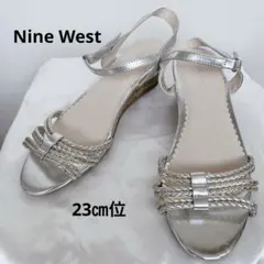Nine West レディース　サンダル　ストラップ　シルバー　きれいめのサムネイル