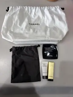 CHANEL トライアルセット ポーチ付き