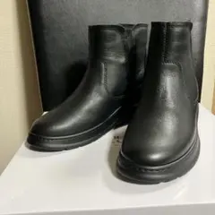 ブラック サイドゴア牛革ブーツ