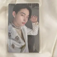 ニキ　トレカ　定め