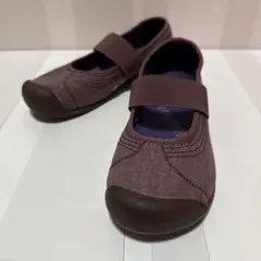 新品未使用✴︎KEENSIENNAＭＪメリジェンスタイルスリッポン23.5cmのサムネイル